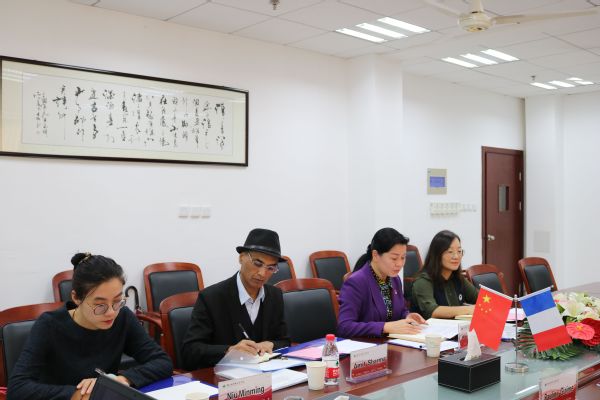副校长魏小琳接待法国诺曼底高等商学院一行